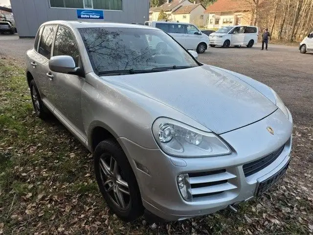 Porsche Cayenne Diesel   TEXT GANZ LESEN