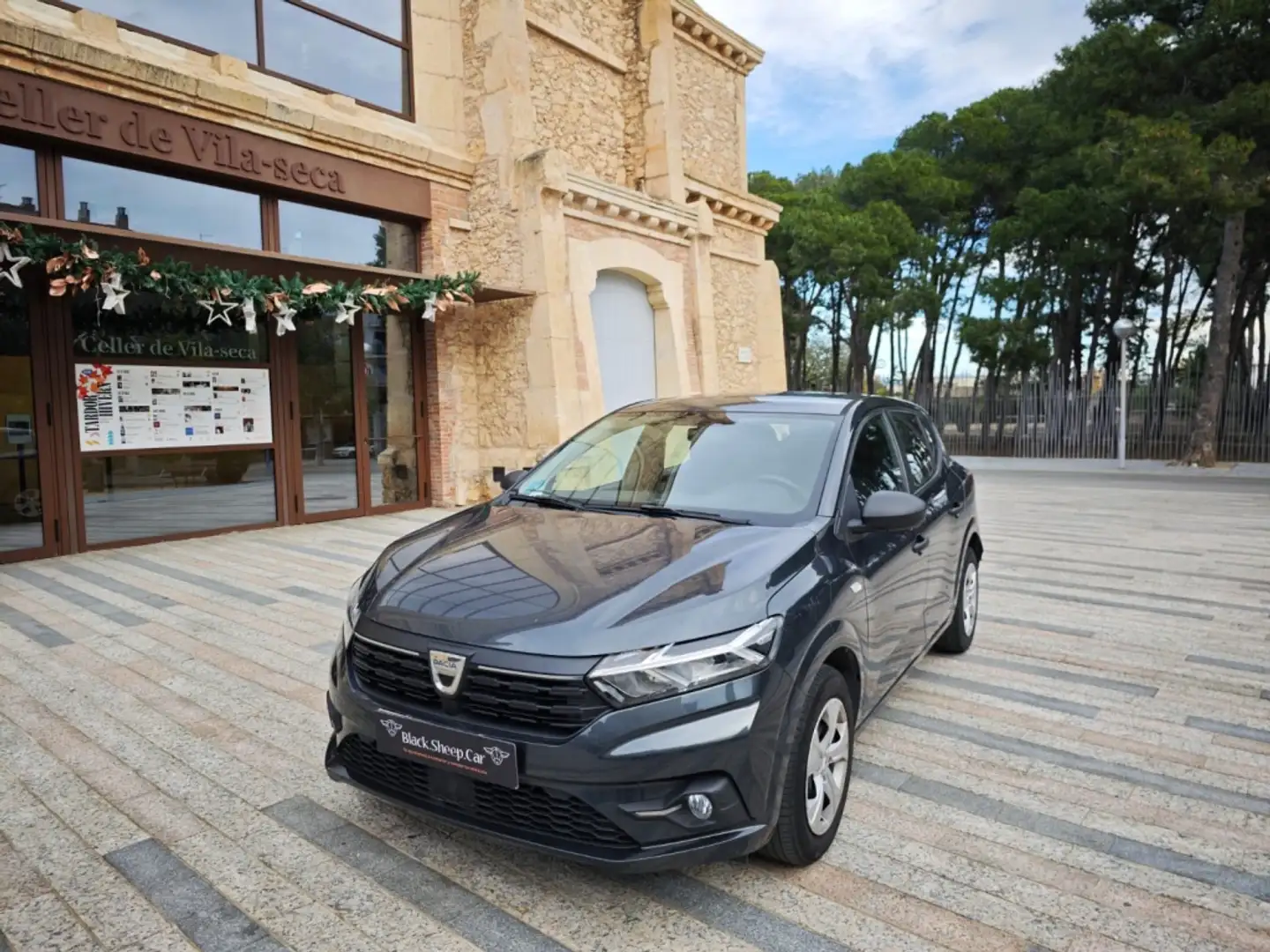 Dacia Sandero Todoterreno Manual de 5 Puertas Grau - 1