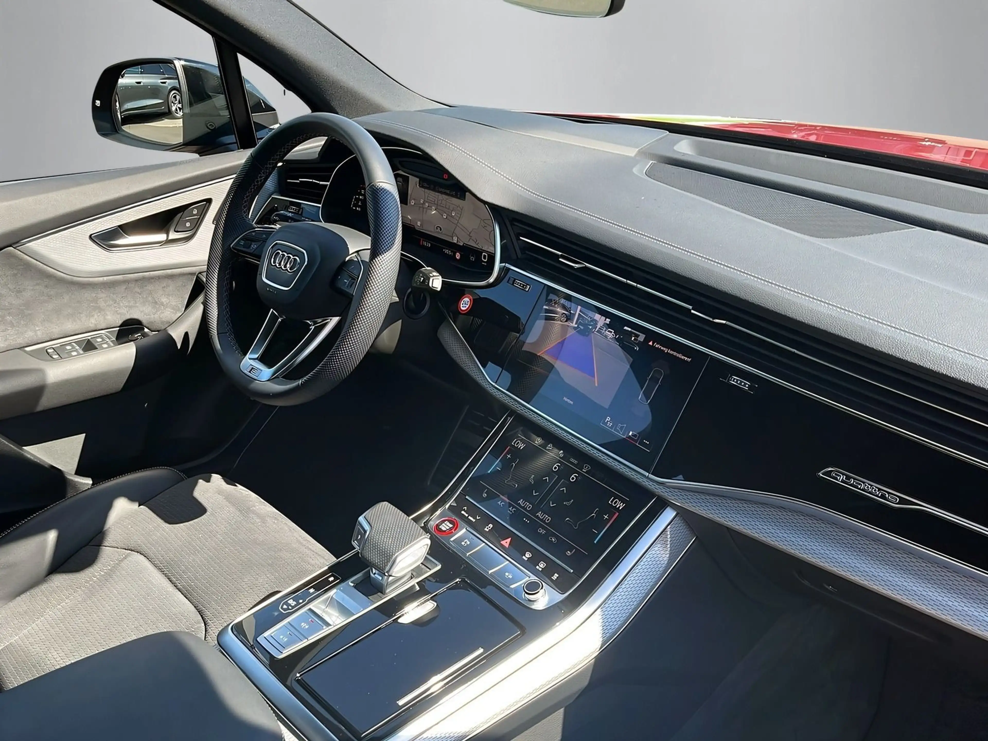 Audi SQ7 +AHK+KAMERA+HUD+OPTIK+STANDHZG+NACHT+ — photo 13