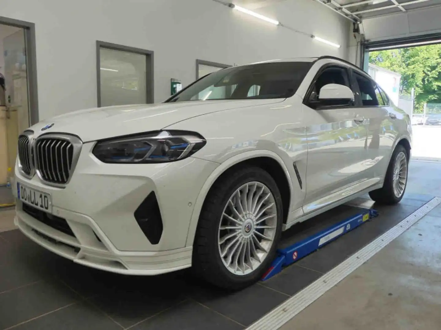 Alpina XD4 3.0 Navi Leder Panoramadach LED Scheinwerfer Bluet Weiß - 2