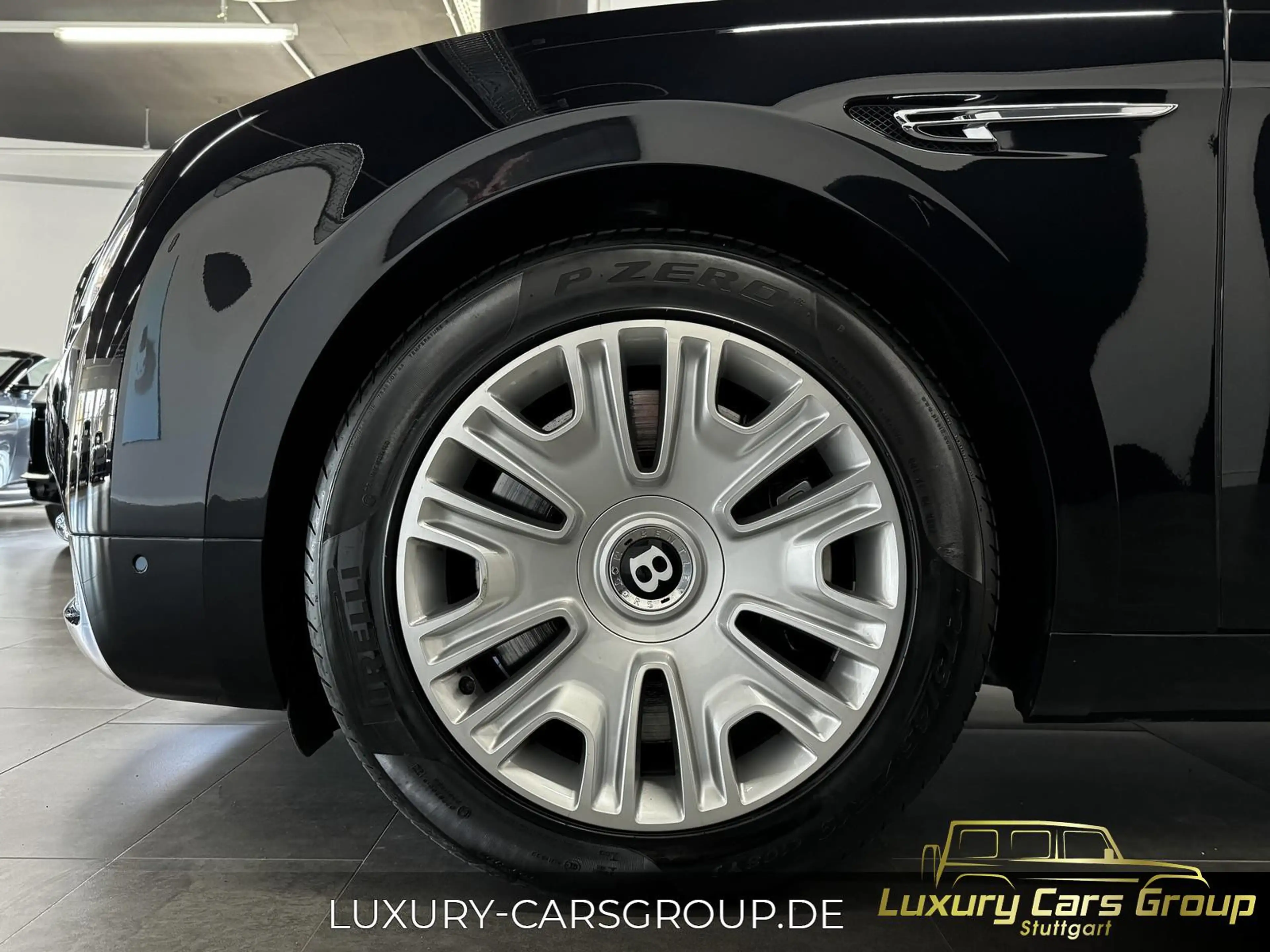 Bentley Flying Spur W12 Guter zustand Deutsches Fahrzeug — photo 3