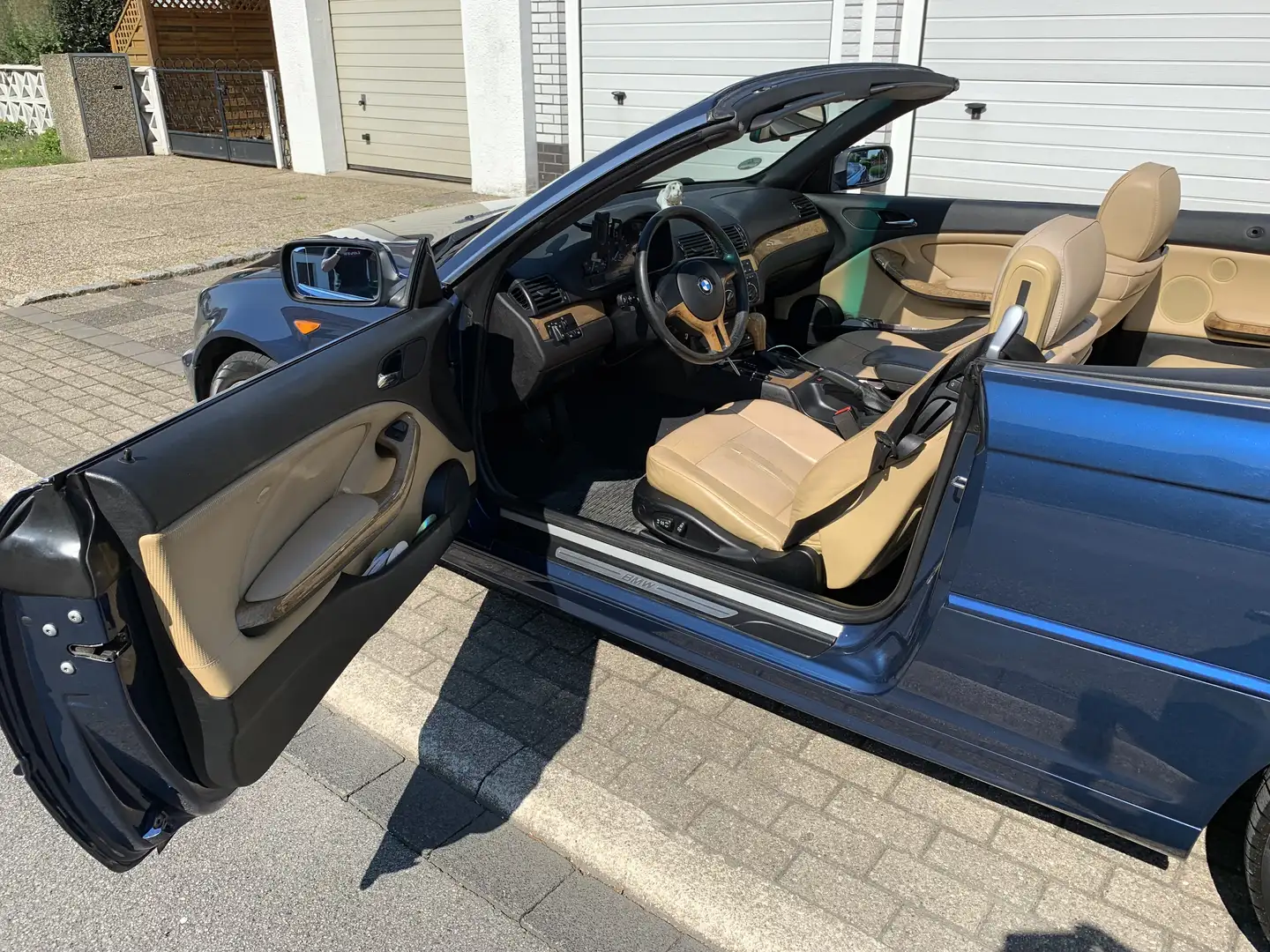 BMW 320 3er Cabrio Ci Aut. Bleu - 2