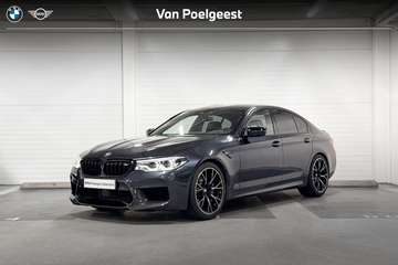 Sedan M5