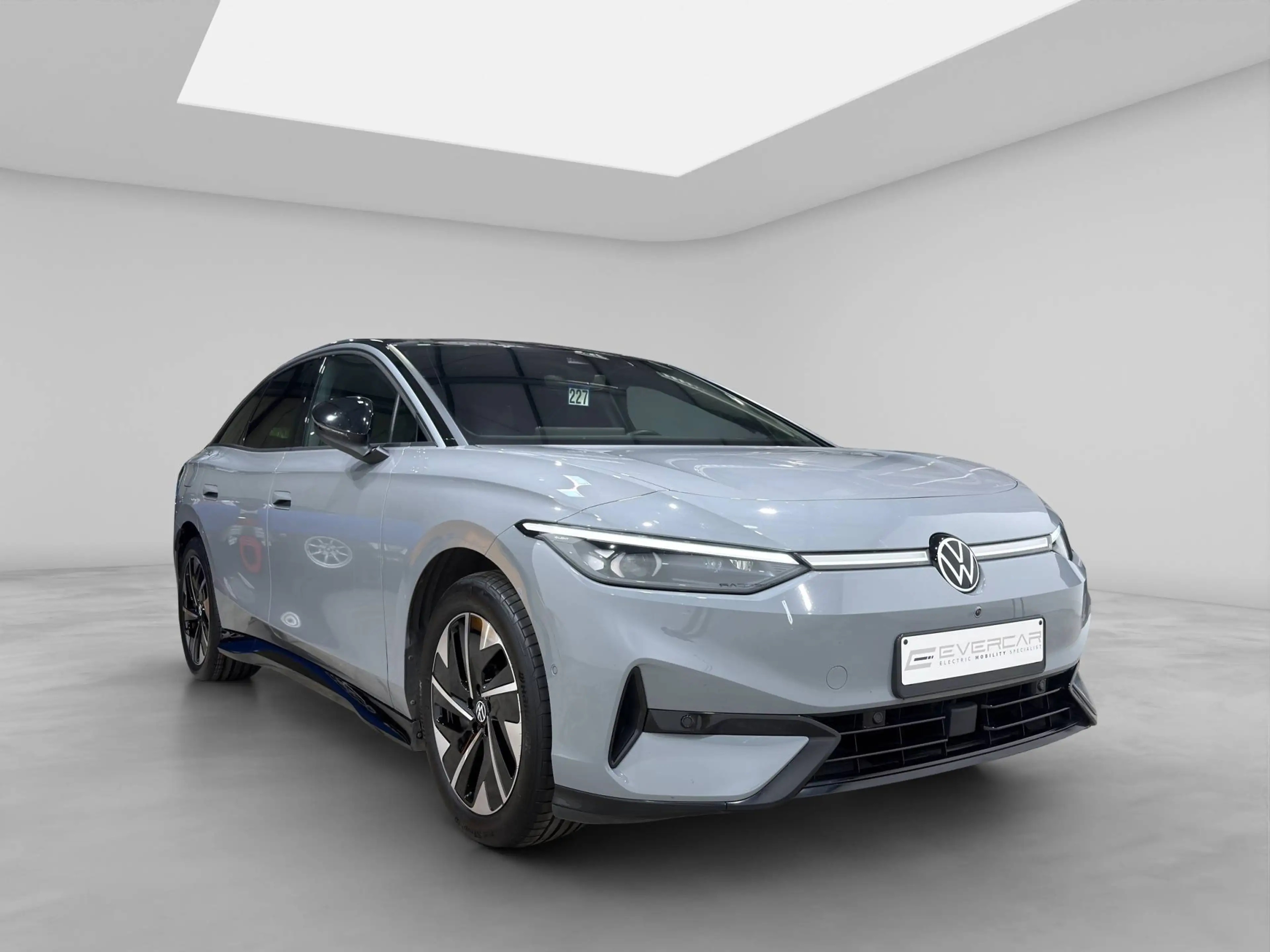 Volkswagen ID.7 PRO ***MASSAGE & HEATED SEATS*MATRIX LED*360°CAMERA*** — photo 3