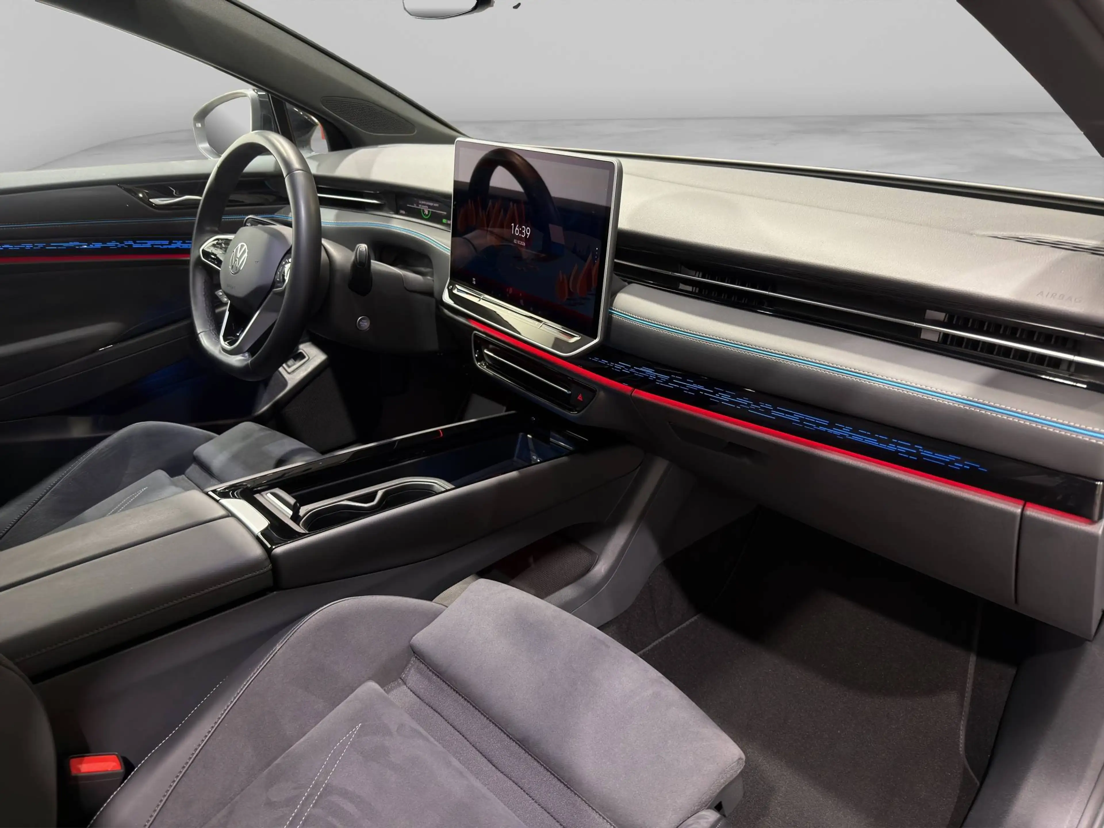 Volkswagen ID.7 PRO ***MASSAGE & HEATED SEATS*MATRIX LED*360°CAMERA*** — photo 9