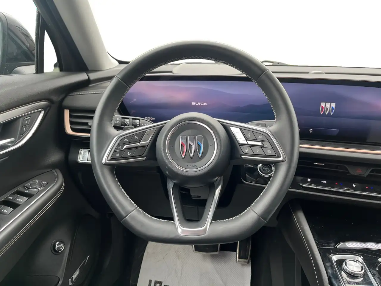 Buick Envision снимка Buick Envision