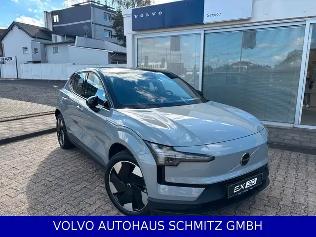 Volvo EX30 Plus AWD TWIN WiPa AHK