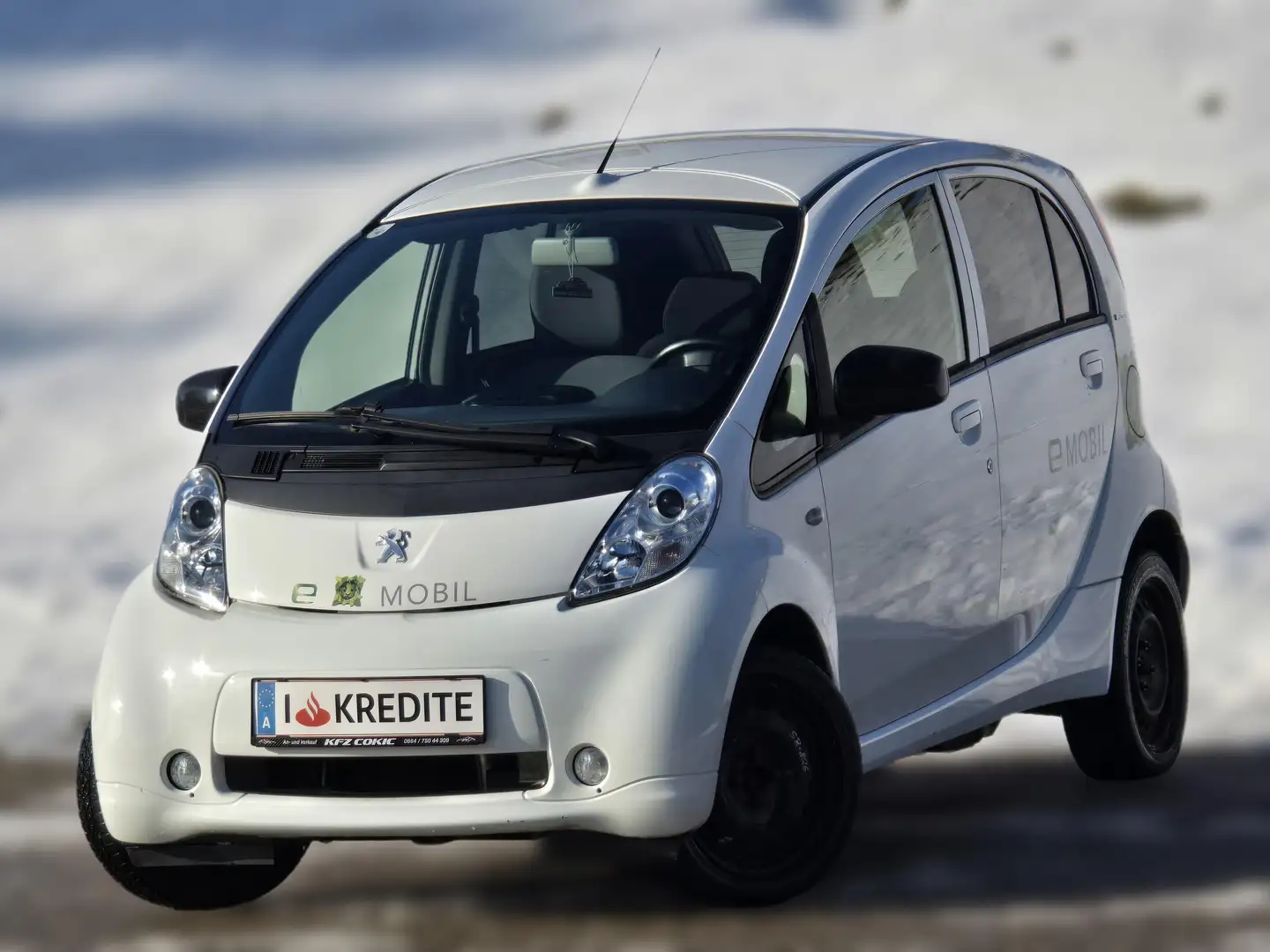 Peugeot iOn Active 43.670 Km* Klima* Reichweite 100 Km* Weiß - 1