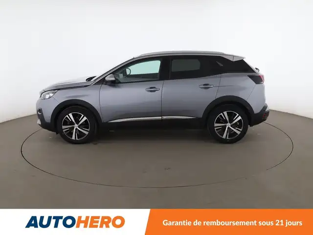 Peugeot 3008 view 3