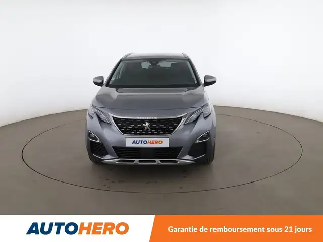 Peugeot 3008 view 9