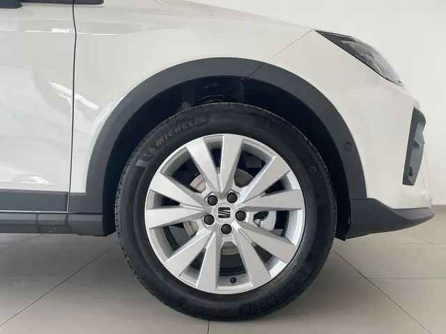 Seat Arona view 8