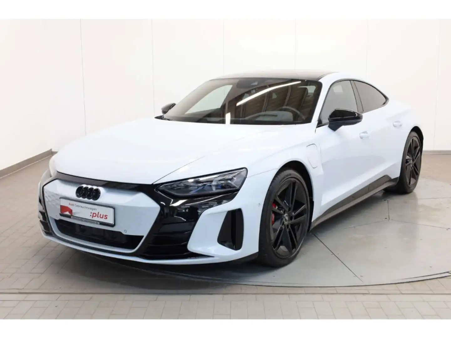 Audi e-tron Weiß - 2