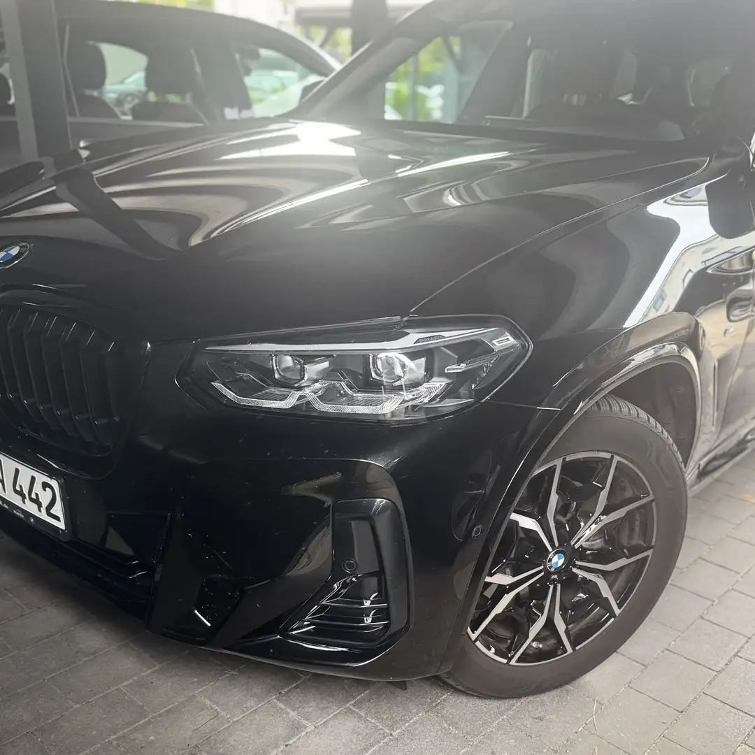 BMW X3 xDrive 20 i M Sport Чёрный - 1