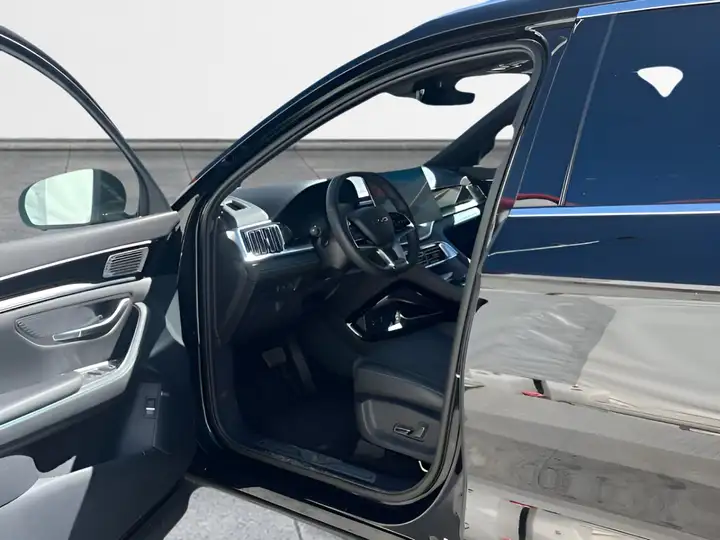 BYD Seal U DM-i COMFORT 2025, foto 17