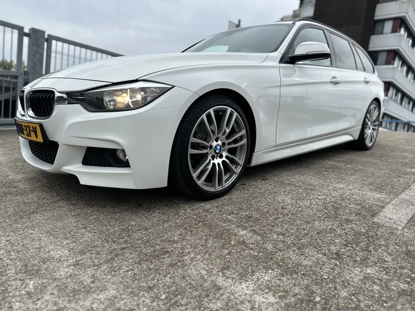 BMW 316 Wit - 1