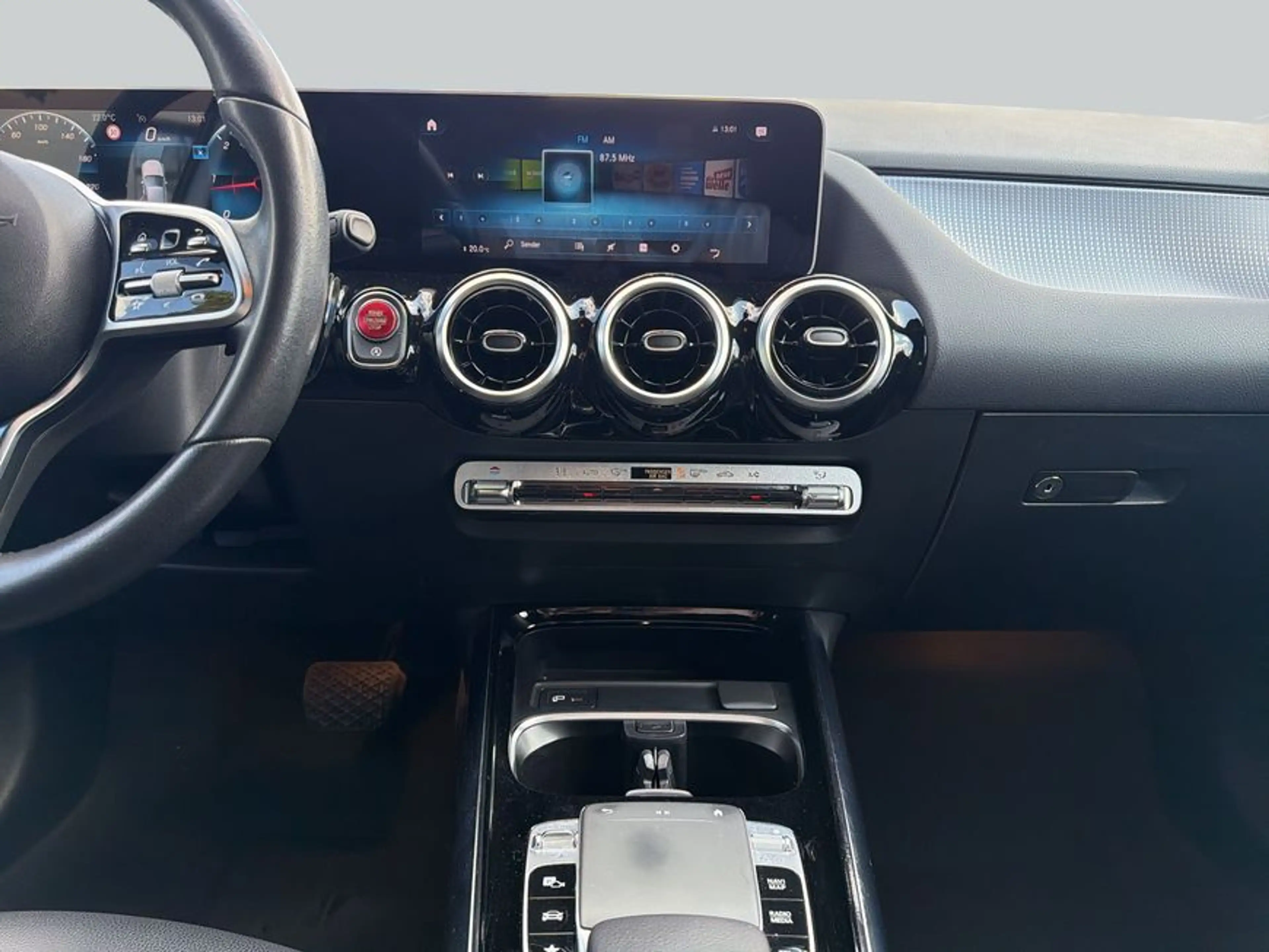 Mercedes-Benz B 220 B-Klasse — photo 14