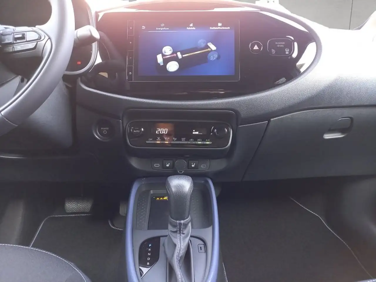 Toyota Aygo X X 1,5 Hybrid Teamplayer Sitzheizung Kamera 13