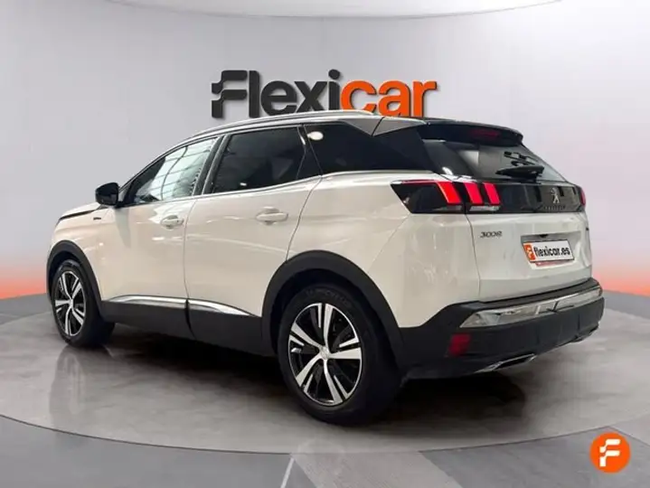 Peugeot 3008 1.2 S&S Pure Tech GT-Line 2018, foto 8