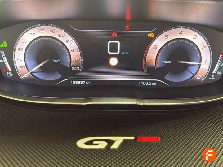 Peugeot 3008 1.2 S&S Pure Tech GT-Line 2018, foto 17