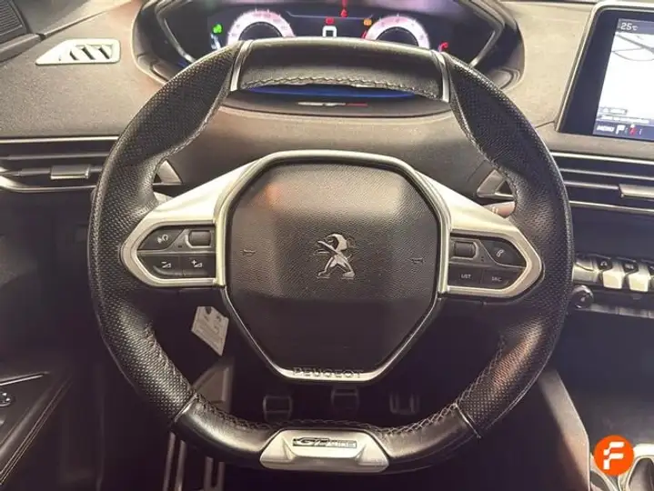 Peugeot 3008 1.2 S&S Pure Tech GT-Line 2018, foto 18