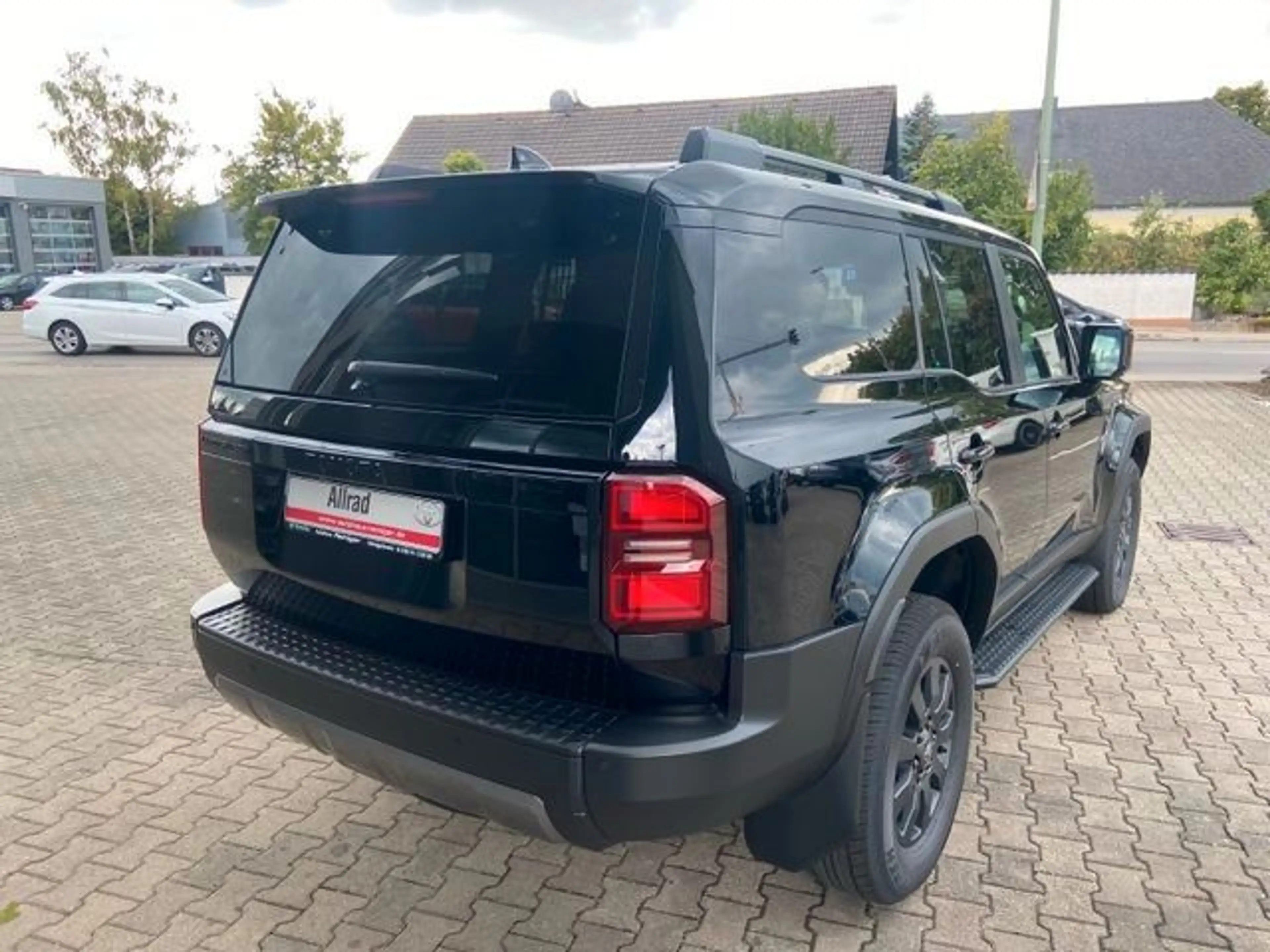 Toyota Land Cruiser 250 (Prado) Executive*Diesel/Hybrid — photo 4