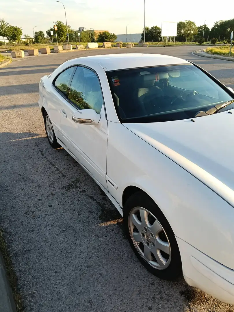 Mercedes-Benz CLK 200 CLK 200 Avantgarde Avantgarde Blanco - 2