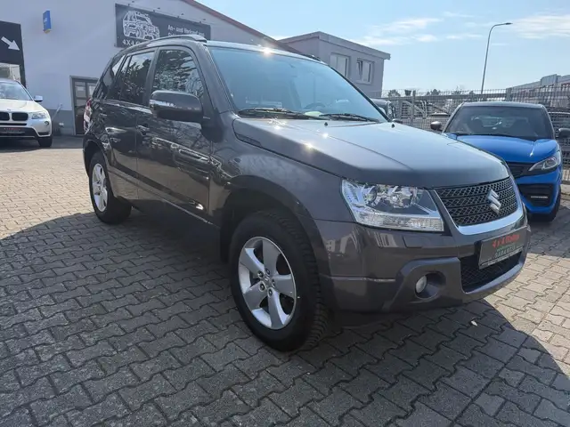 Suzuki Grand Vitara 2.4 VVT Comfort, 53TKM, 1.Hd