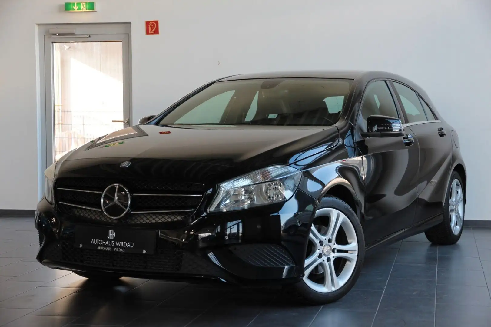 Mercedes-Benz A 180 CDI / d BlueEfficiency Negro - 1