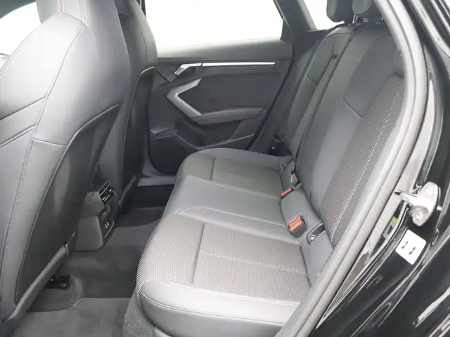 Audi A3 view 9