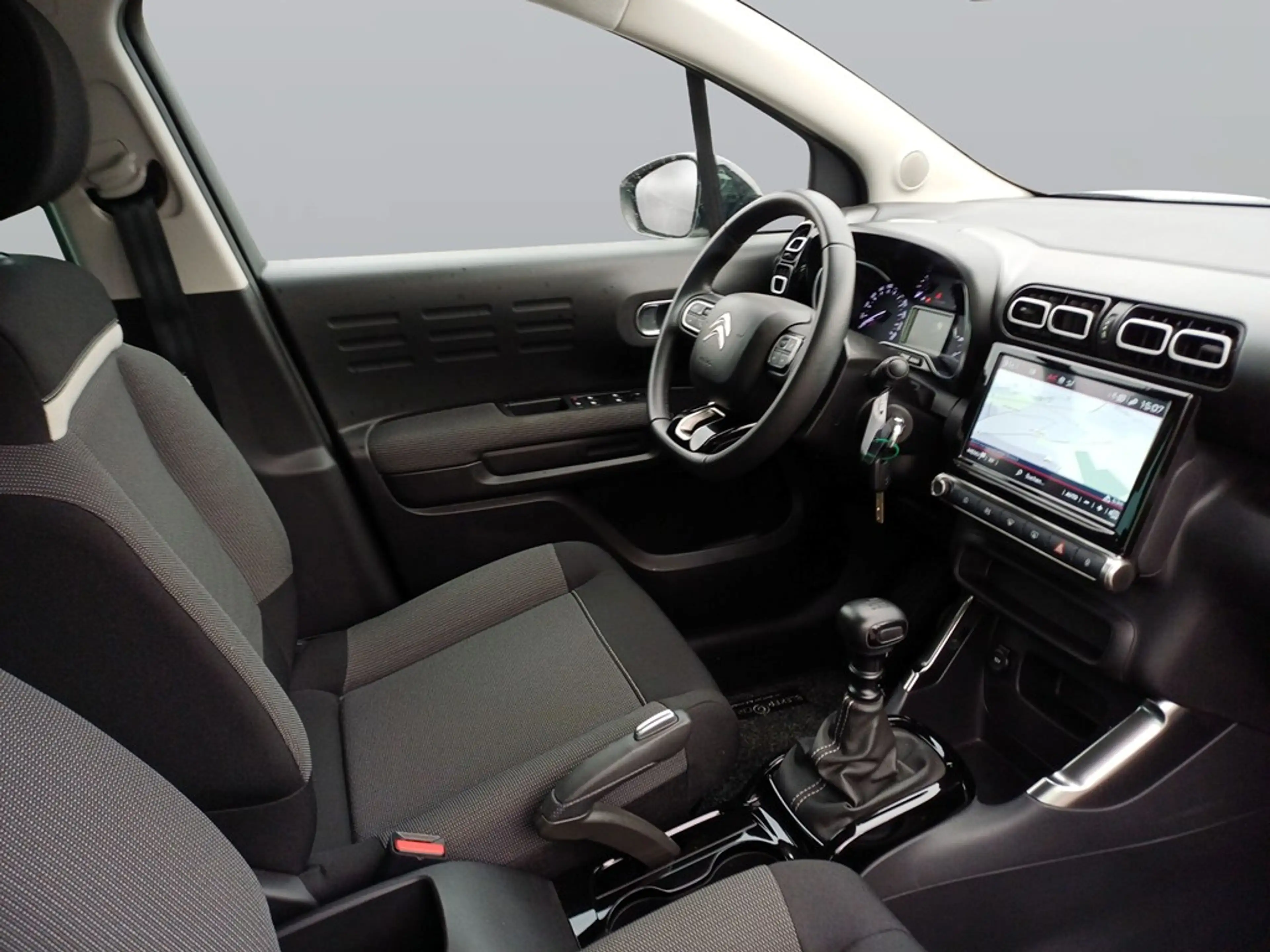 Citroen C3 Aircross Shine — photo 11