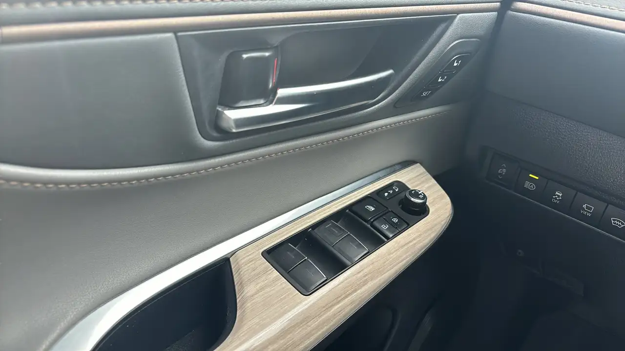 Toyota Venza снимка Toyota Venza
