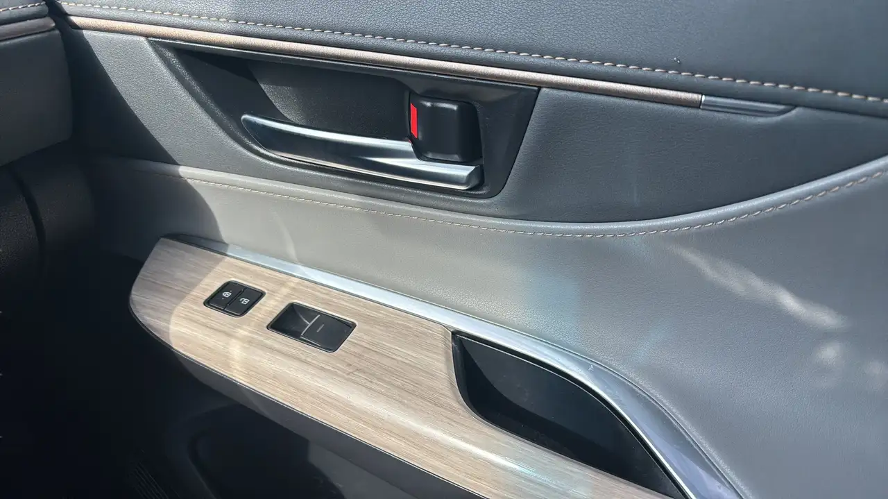 Toyota Venza снимка Toyota Venza