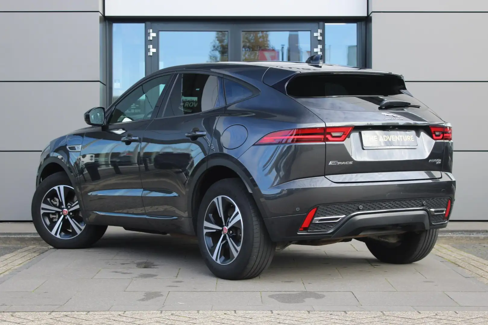 Jaguar E-Pace P300e AWD R-Dynamic S | Trekhaak | Stoel-verwarmin Gris - 2