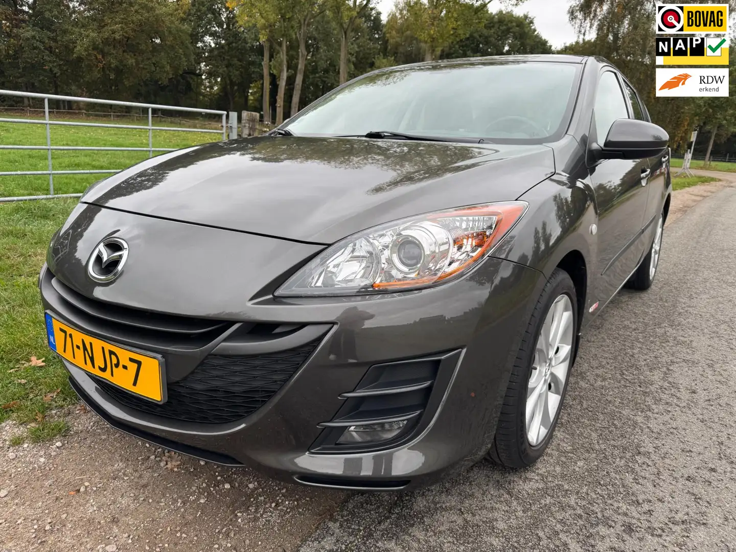 Mazda 3 1.6 GT-M Line compleet onderhouden, trekhaak Gris - 1