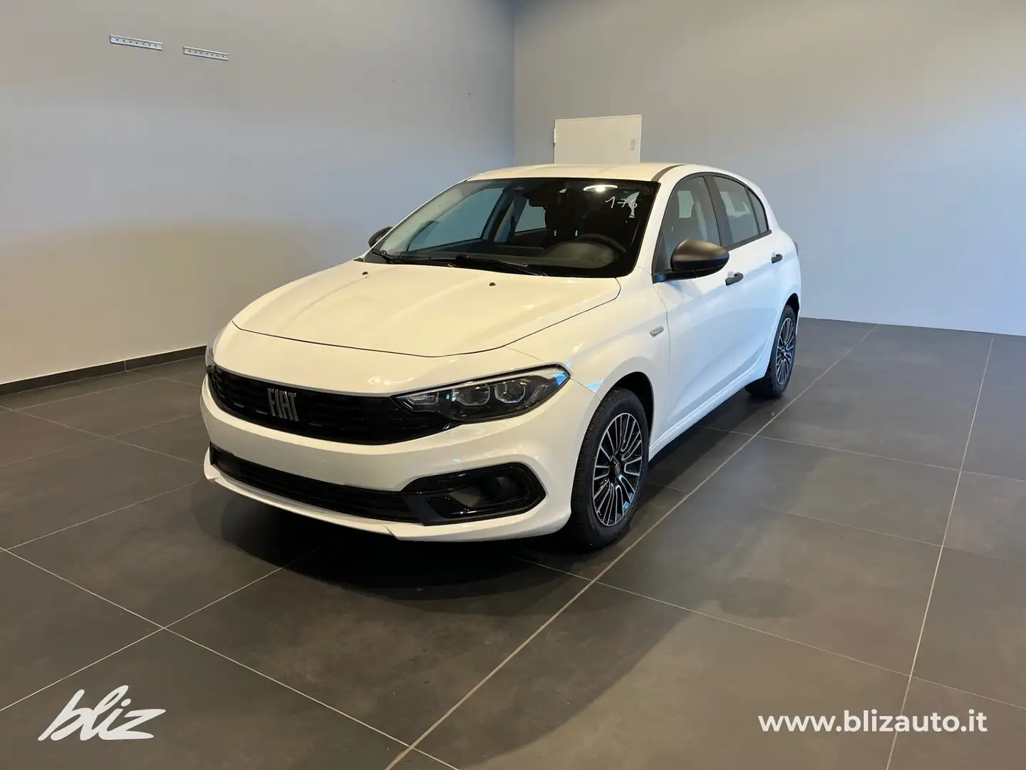 Fiat Tipo Hatchback My23 1.0 100cvBz Hb Tipo Wit - 1