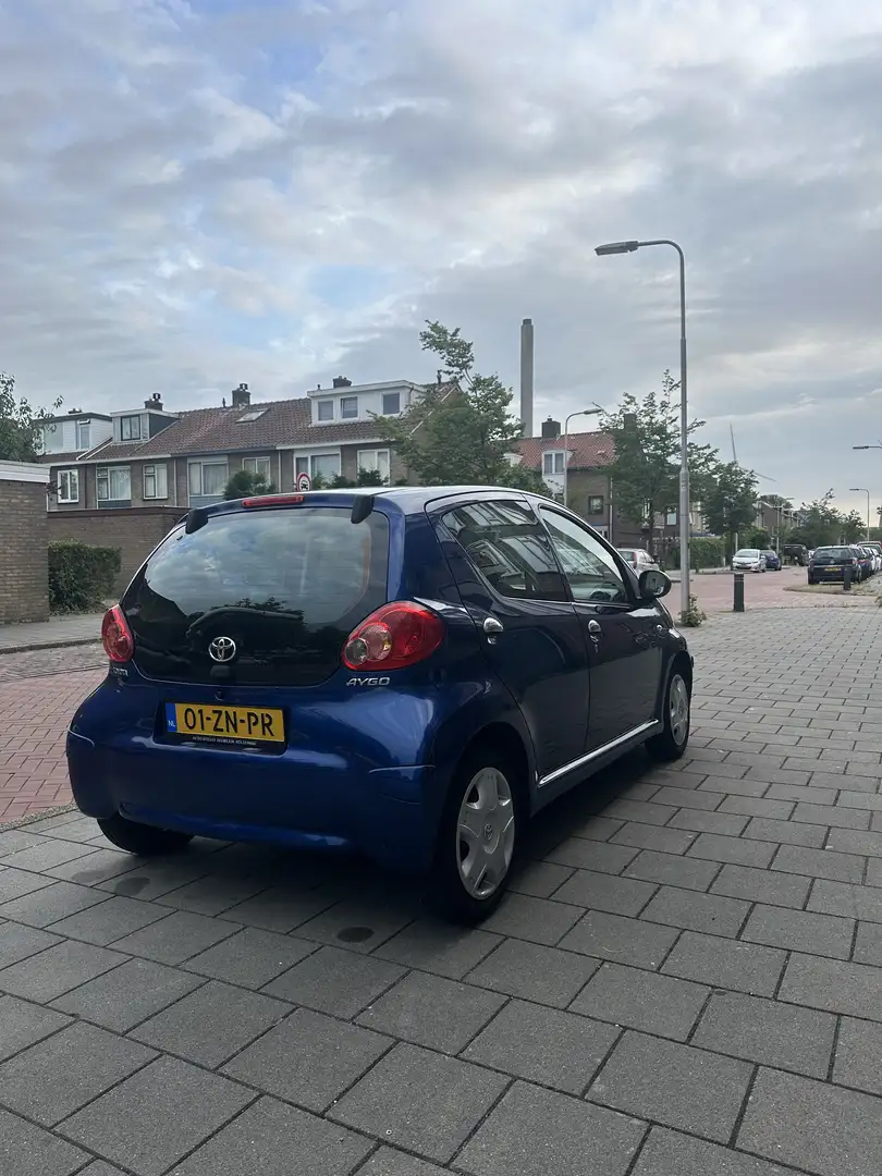 Toyota Aygo 1.0-12V + Blauw - 1