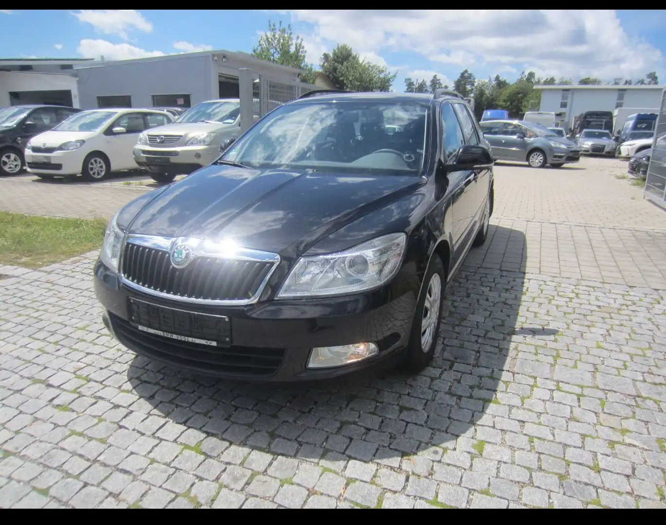 Skoda Octavia Ambiente - Schwarz - 2