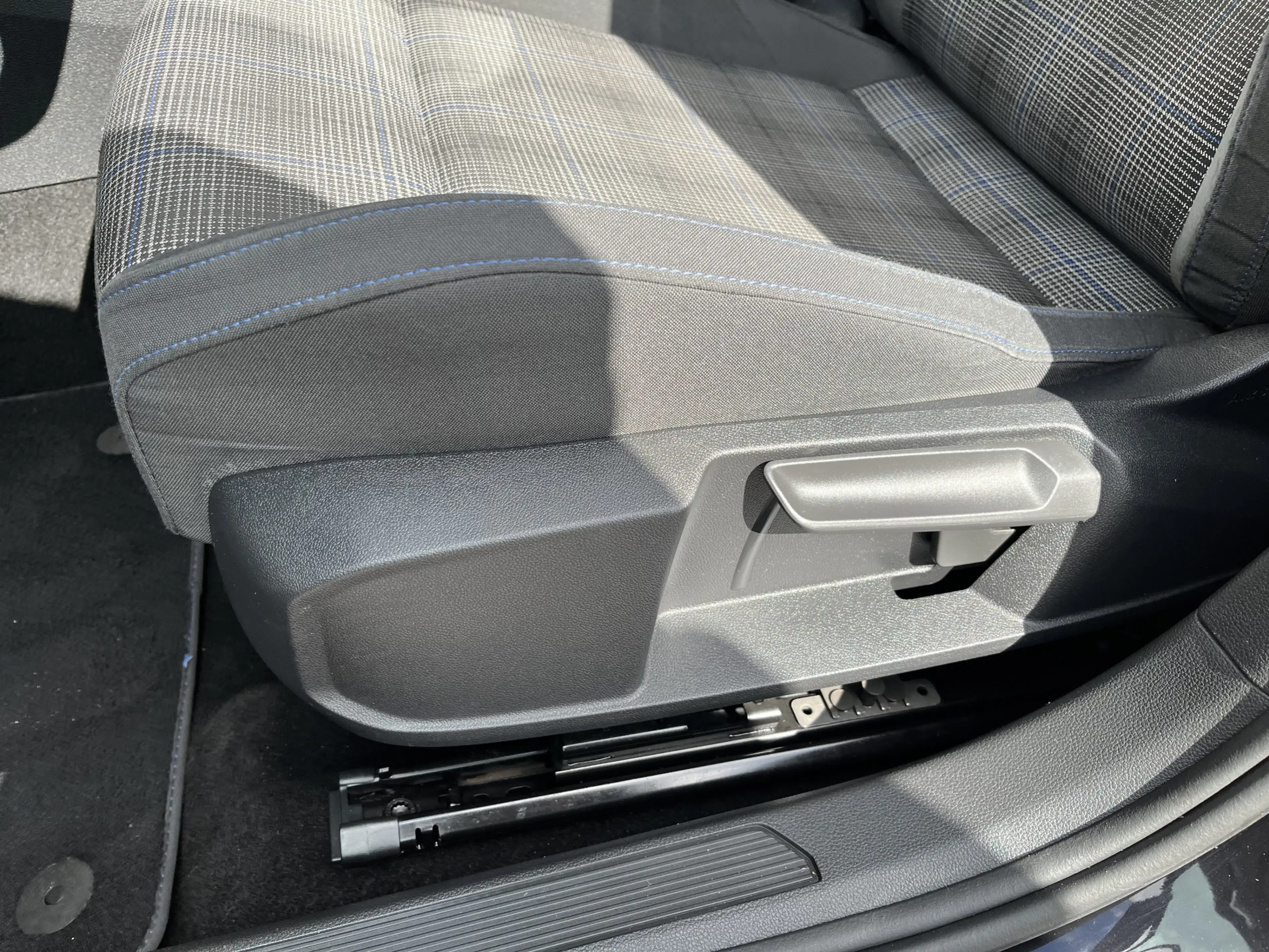 Volkswagen Golf GTE 1.4 eHybrid / AUTOMAAT/ ACC/ APP-CONNECT/ PARK.SEN — photo 10