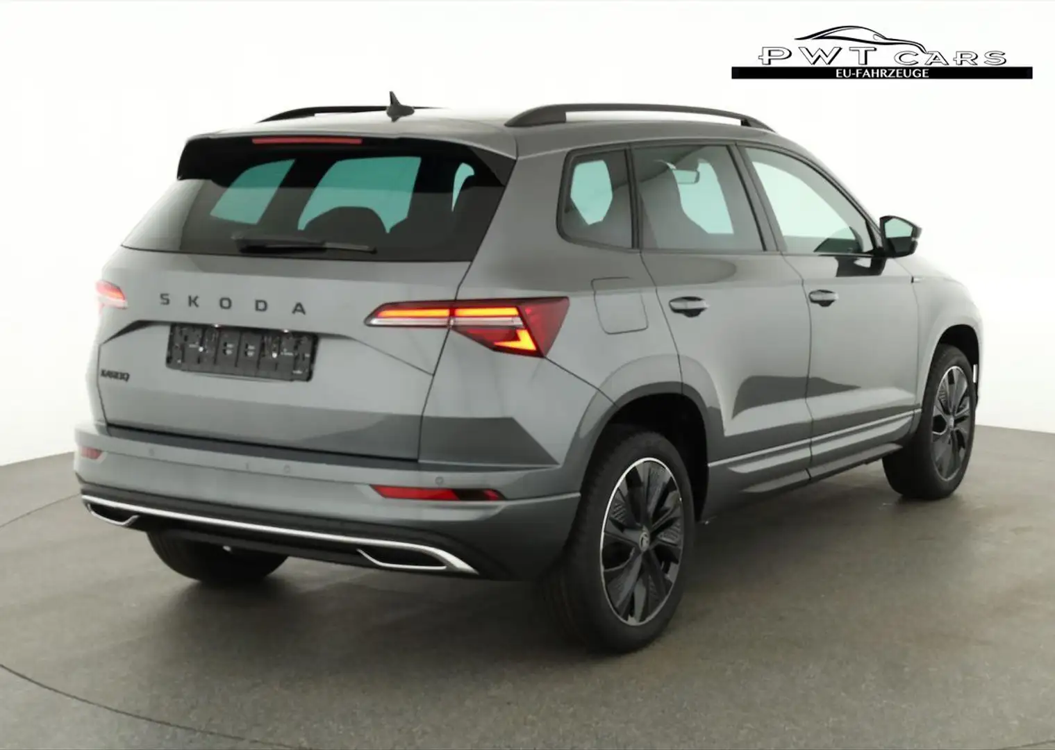 Skoda Karoq Sportline 1.5 TSI DSG Sportline, AHK, Navi, Mat... Grau - 2