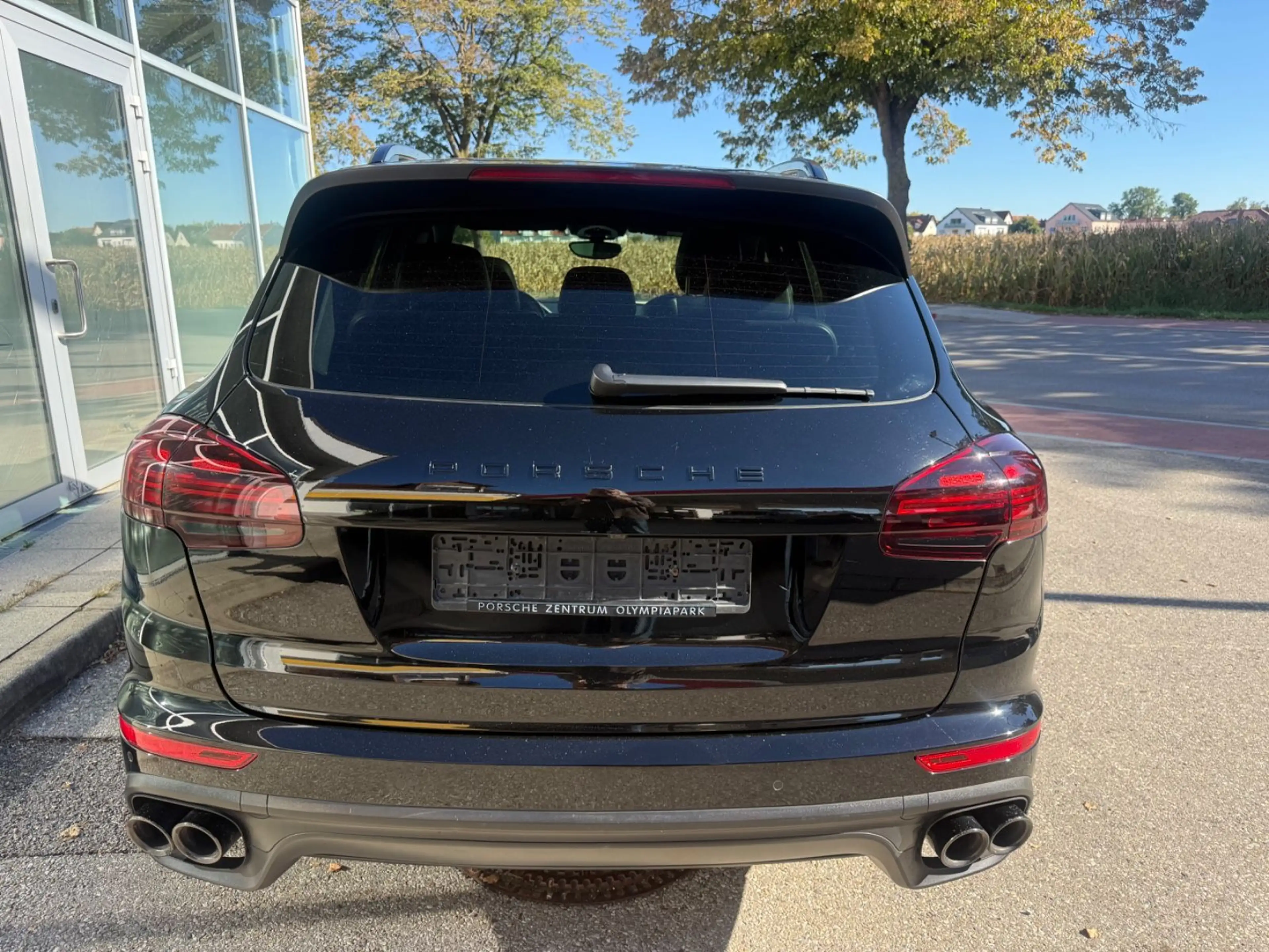 Porsche Cayenne S Diesel - Approved- Luft- Pano- 21 Zoll — photo 10