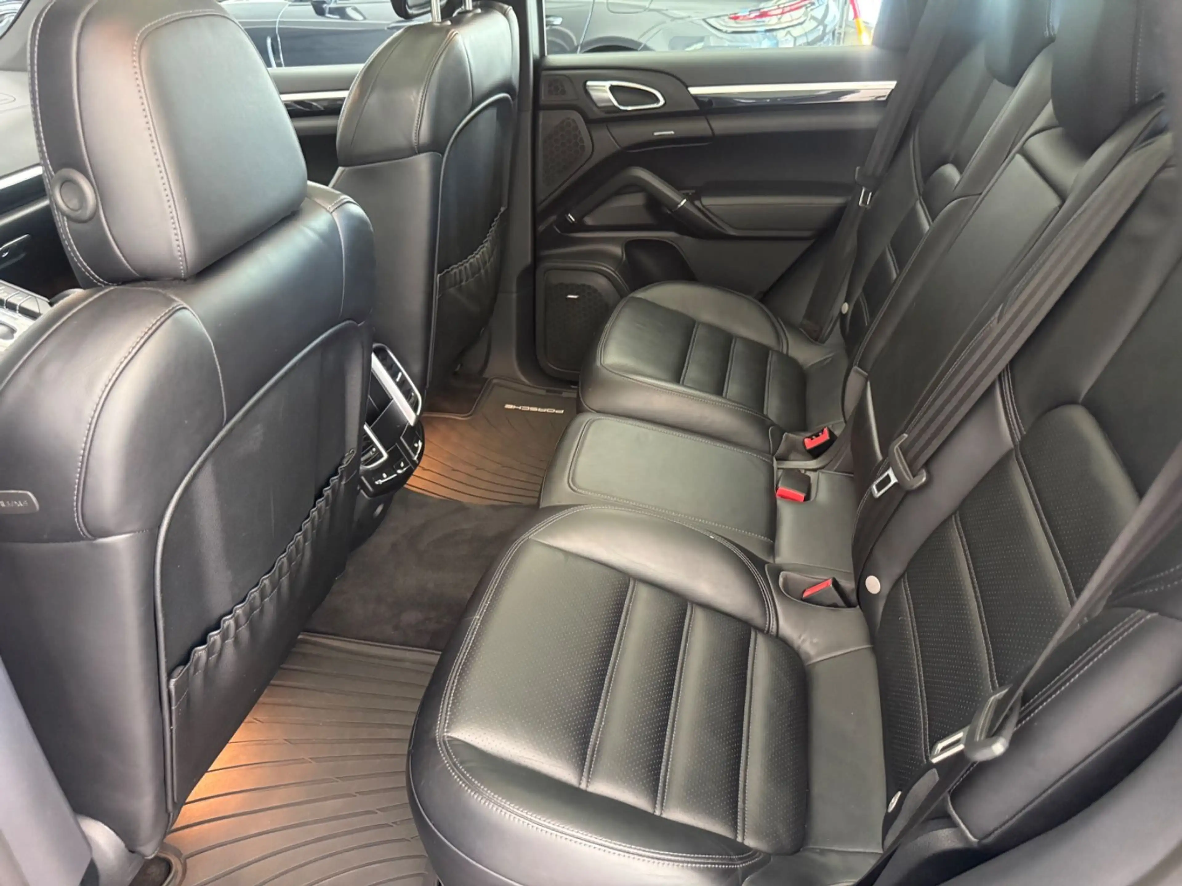 Porsche Cayenne S Diesel - Approved- Luft- Pano- 21 Zoll — photo 15