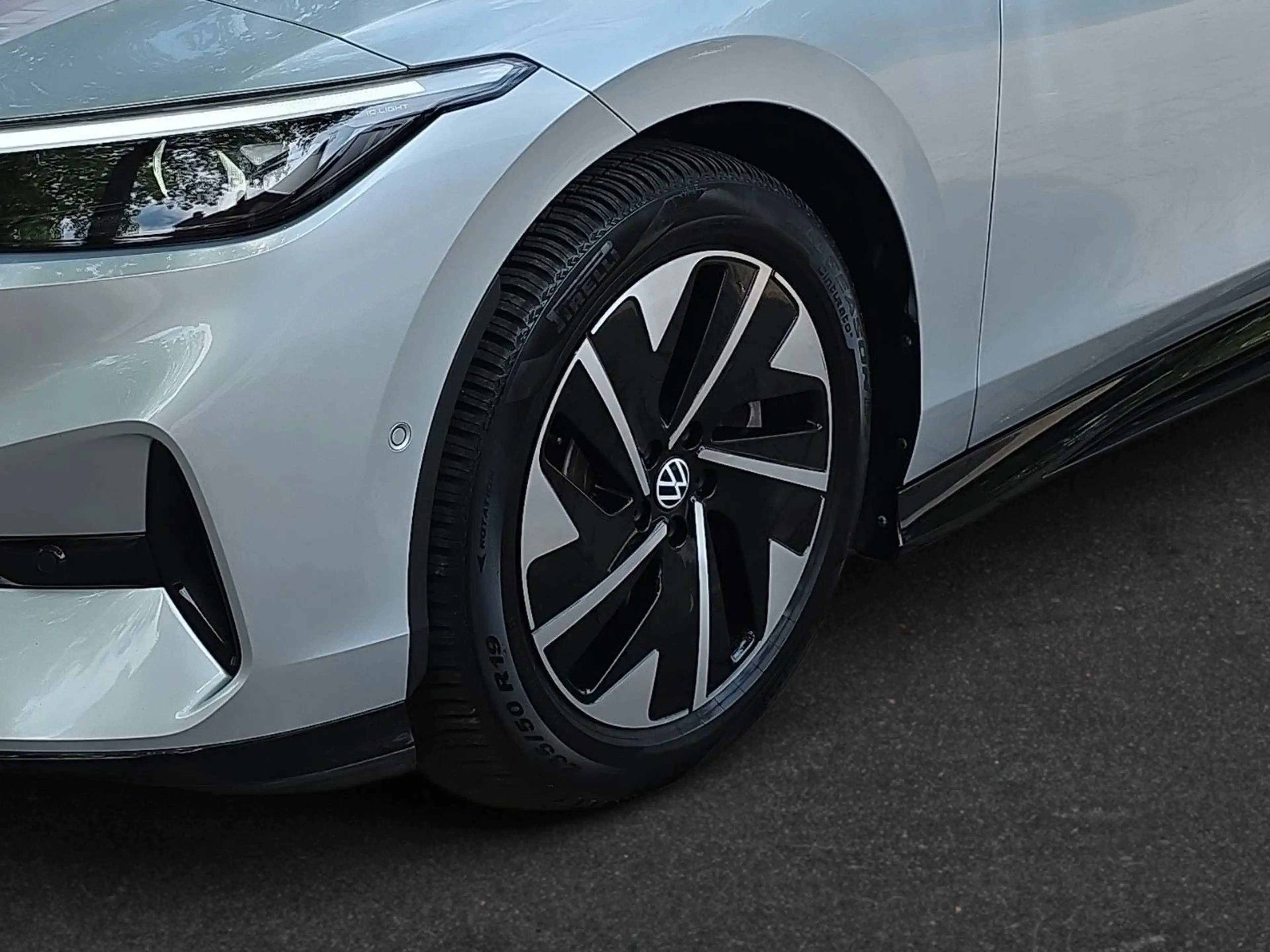 Volkswagen ID.7 Tourer Pro S / MASSAGE WÄRMEP IQ.LIGHT — photo 10
