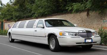 LIMOUSINE LINCON