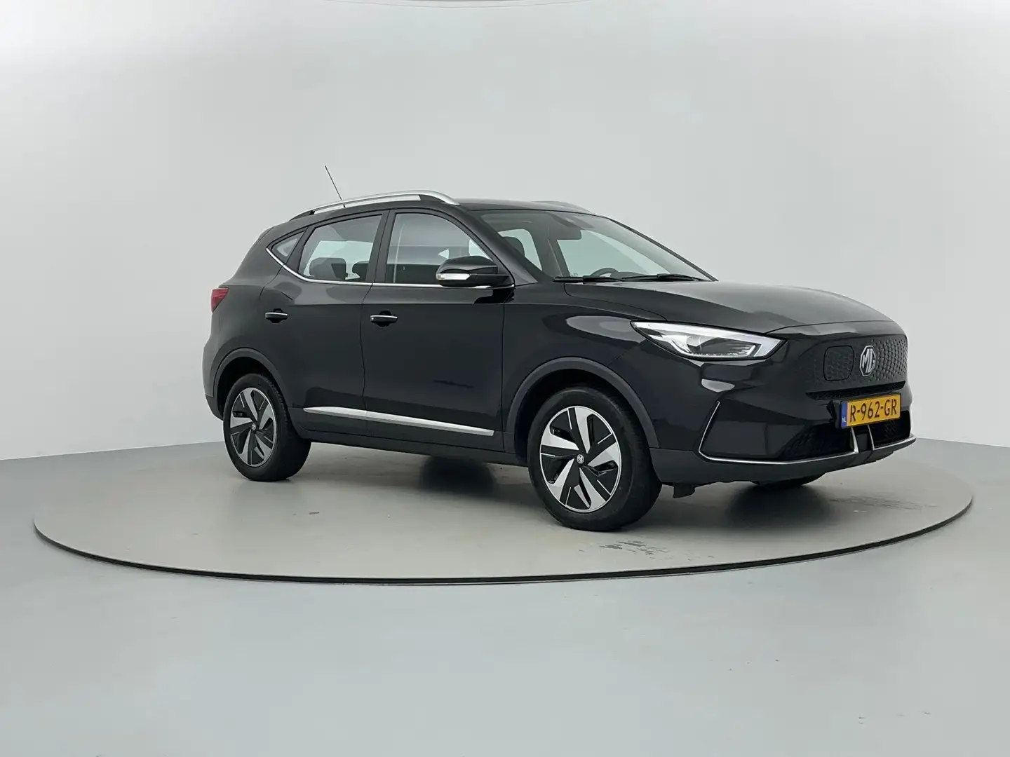 MG ZS EV Standard Range Comfort 50 kWh | Navigatie | Par Zwart - 2