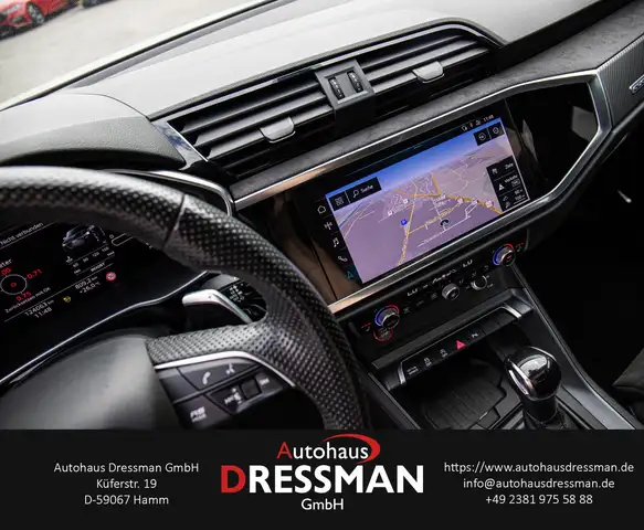 Audi RS Q3 view 15