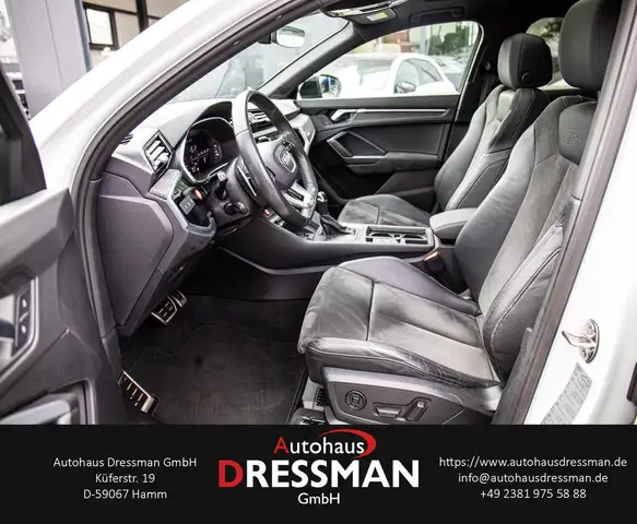 Audi RS Q3 view 9