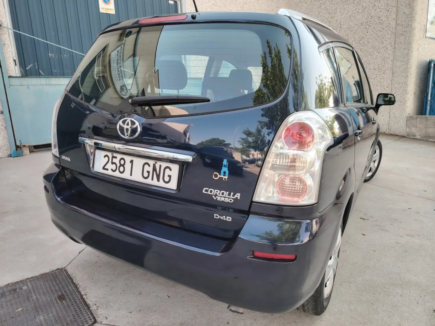 Toyota Corolla Verso 2.2D4D Luna - 2
