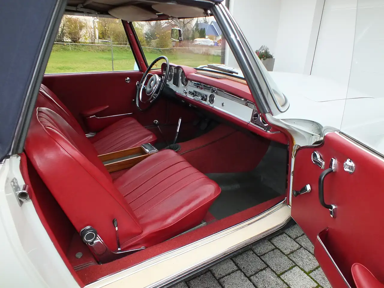 Mercedes-Benz SL 230 einzigartig - nur 35' km in top original Zustand, foto 10