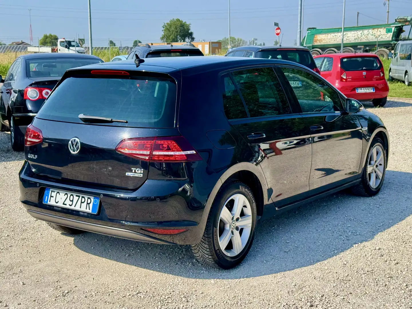 Volkswagen Golf 5p 1.4 tgi Highline dsg - 1