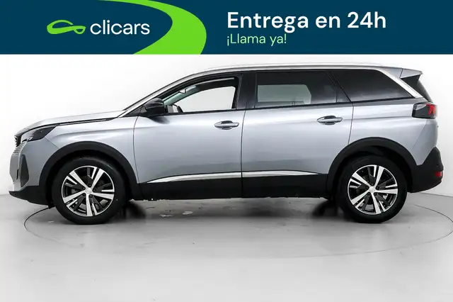 Peugeot 5008 view 8
